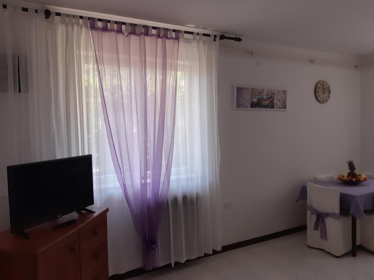 Apartment Alice Pula Bagian luar foto